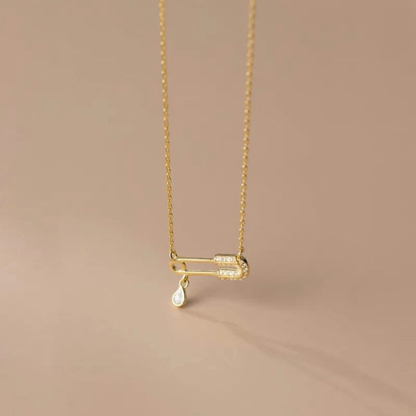 GOLD PIN NECKLACE